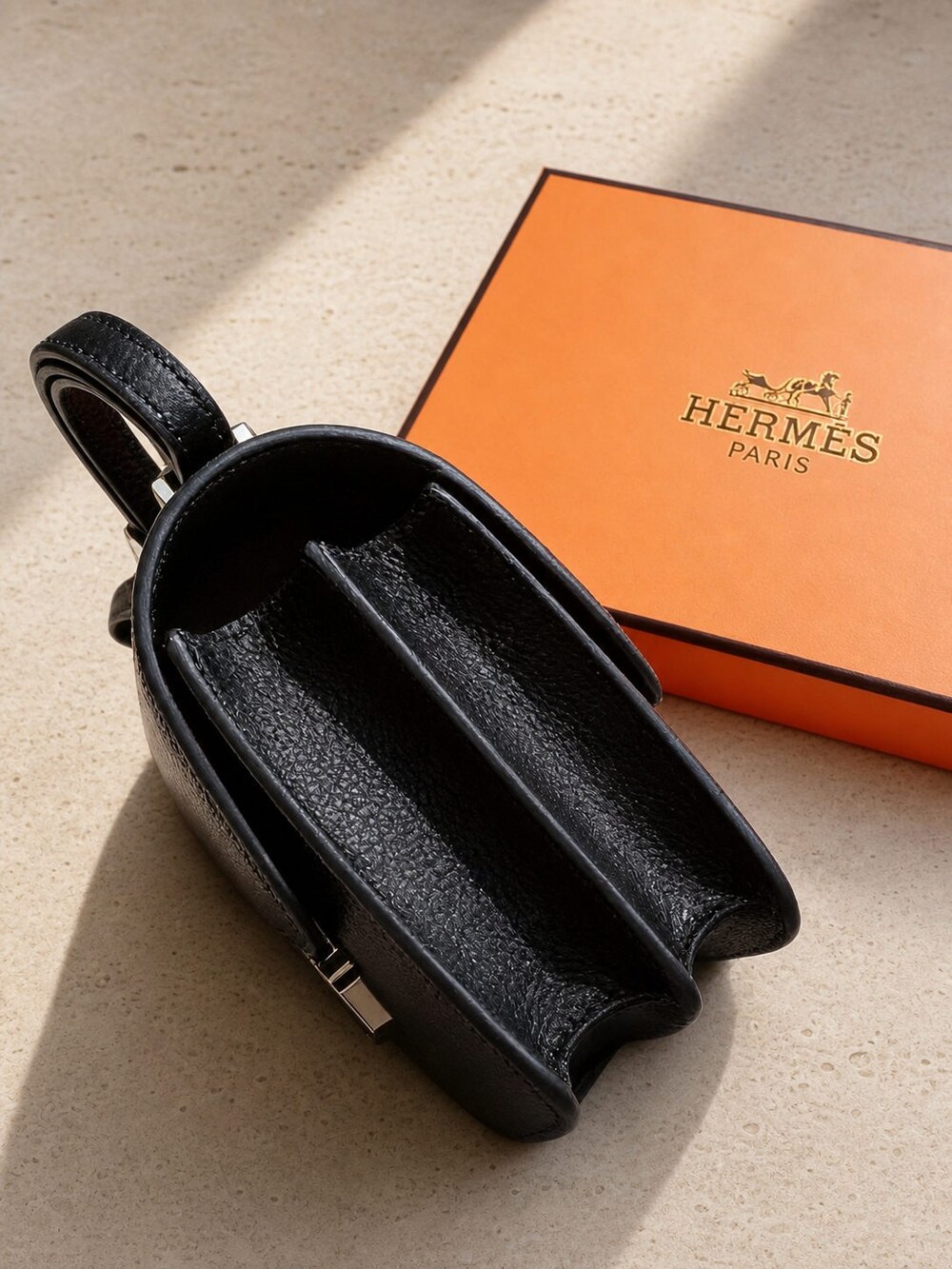 Hermes Palladium Hardware Constance Crossbody in Black Grained Epsom Leather - Picture 3 of 6